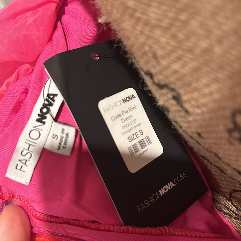 NWT Mini Ruffle Dress - Picture 3 of 3